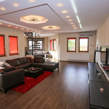 Feel Luxury *